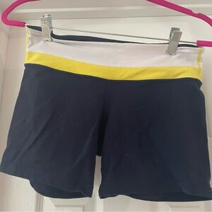 Lululemon shorts blue/yellow/white